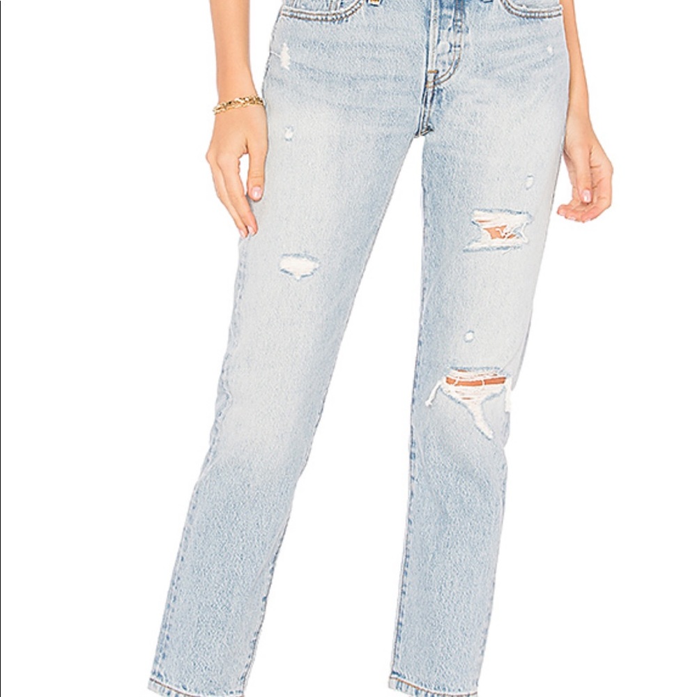 Levi’s 501 Tapered - size 28